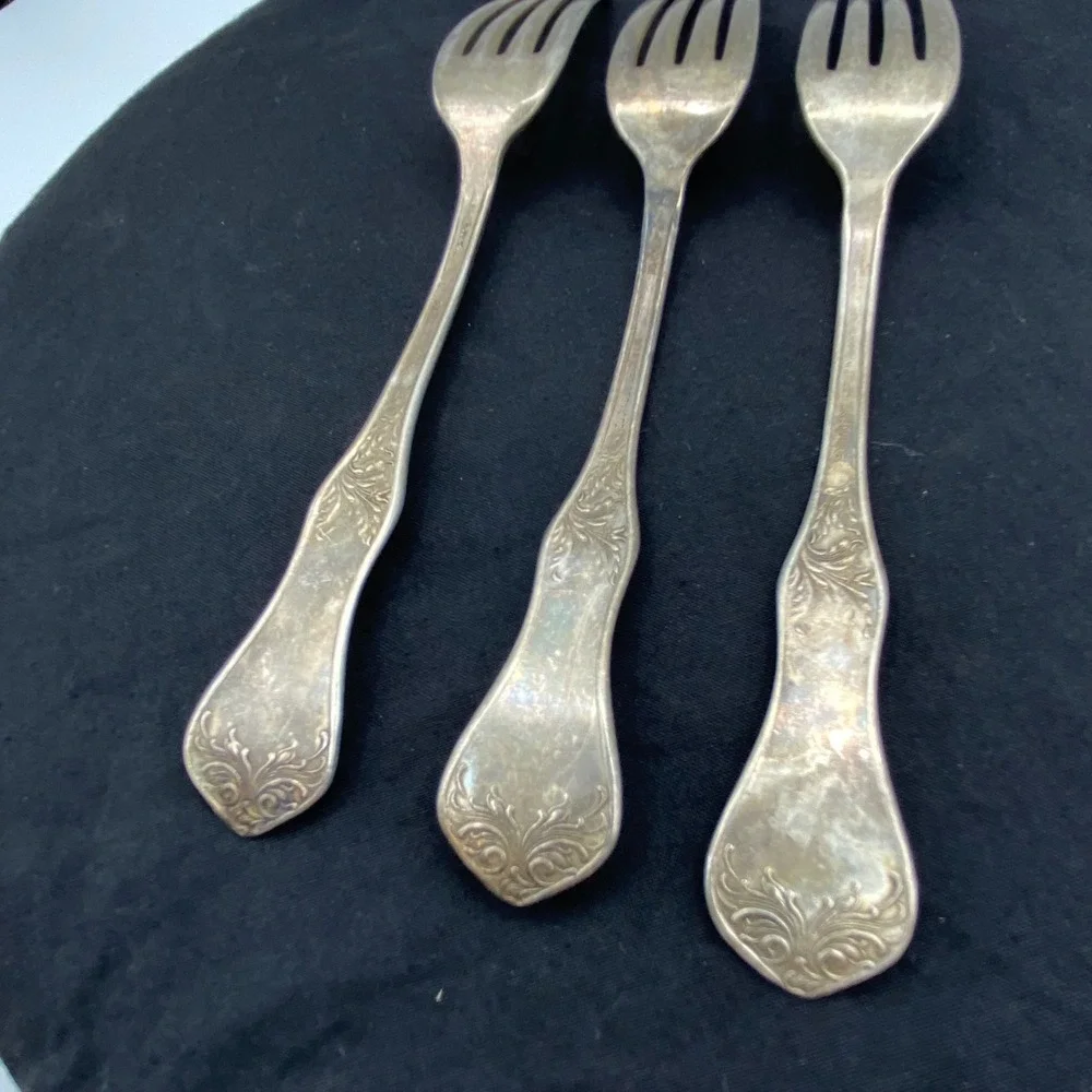 Antique William Rogers 1906 Flower Silverplate Dinner Forks Set 7.5
